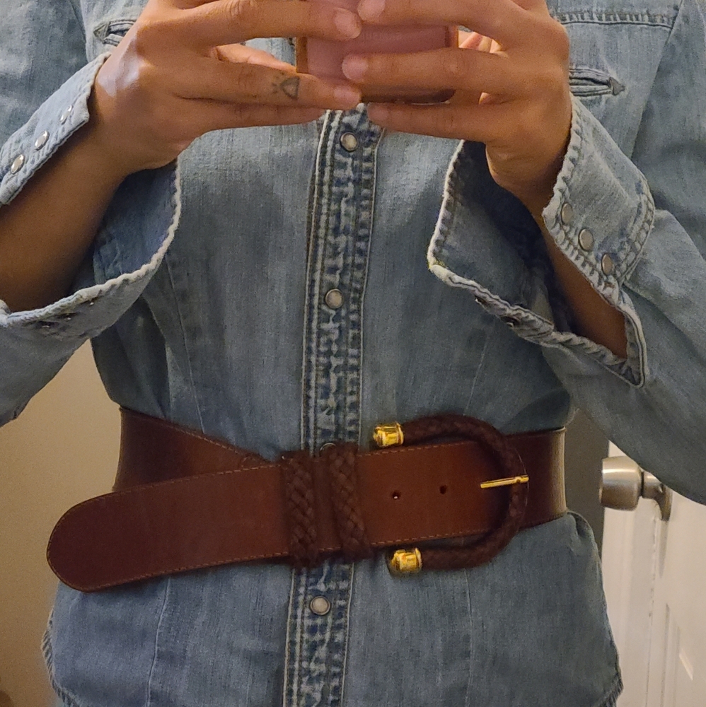 Vintage Saks Fifth Avenue Belt